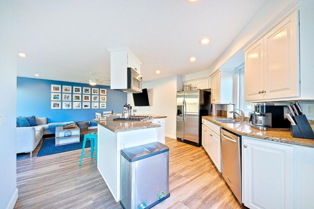 Stunning South Mission Home With Private Rooftop & Ocean Views! سان دييغو المظهر الخارجي الصورة