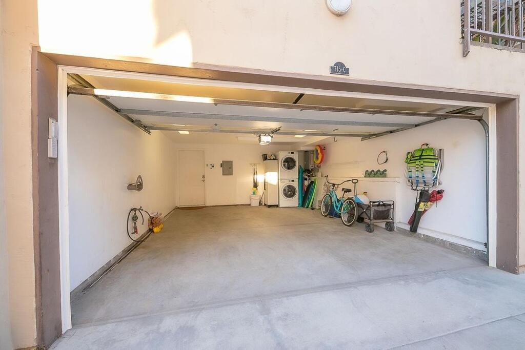 Stunning South Mission Home With Private Rooftop & Ocean Views! سان دييغو المظهر الخارجي الصورة